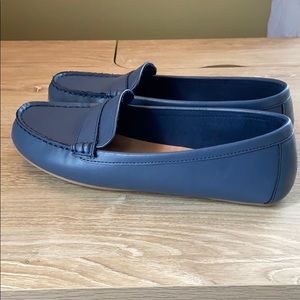Size 8 Navy Driving Moccasins/Loafers